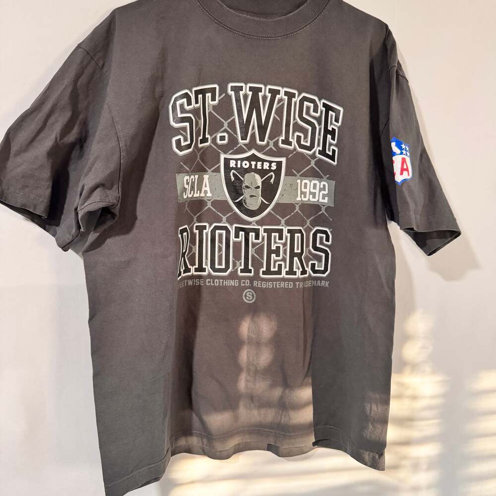 Las Vegas Raiders NFL Football Tshirt Men's XL Gray​
